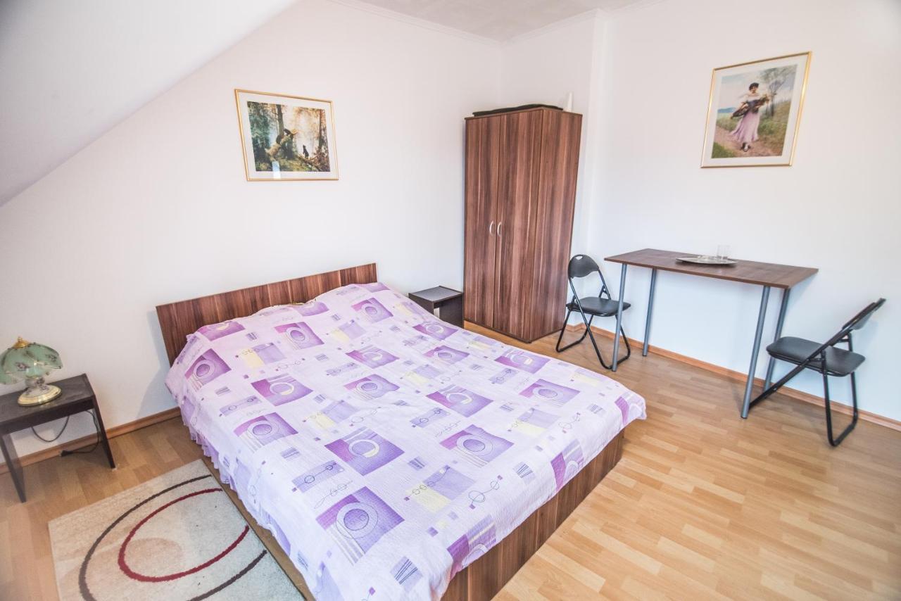 Transylvania Guest House Braşov Esterno foto
