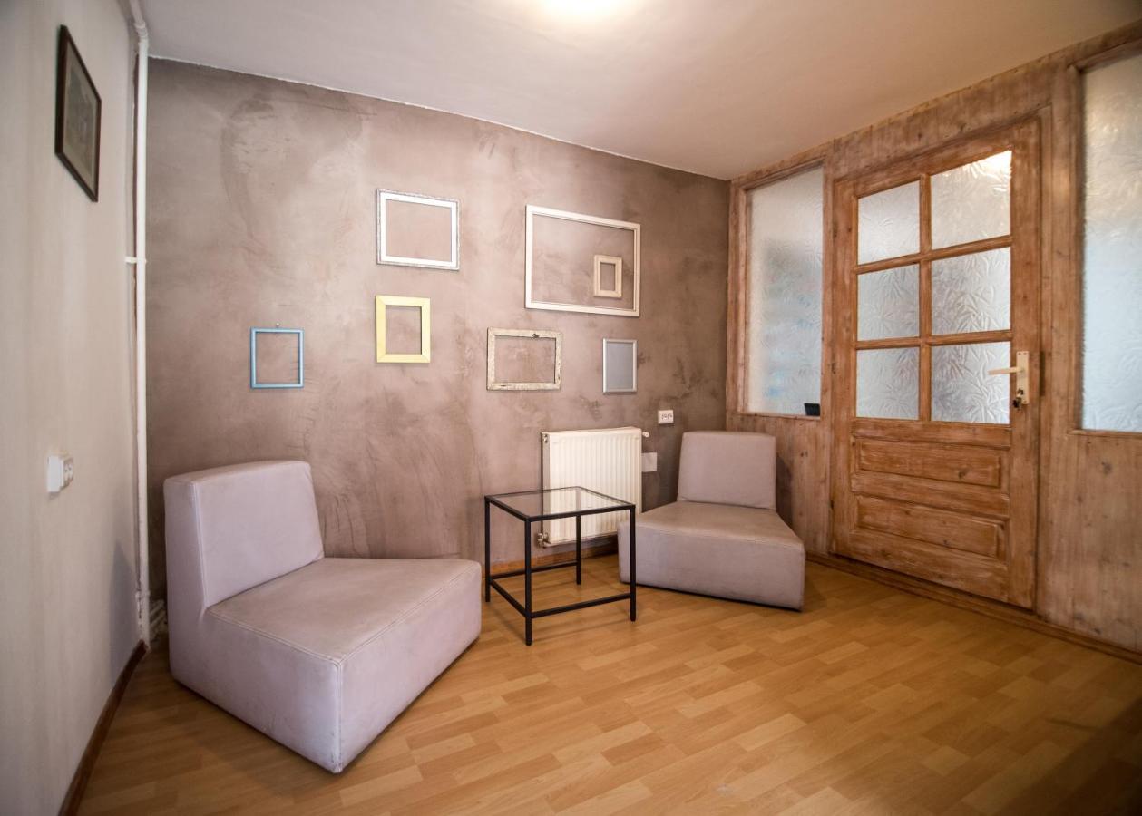 Transylvania Guest House Braşov Esterno foto