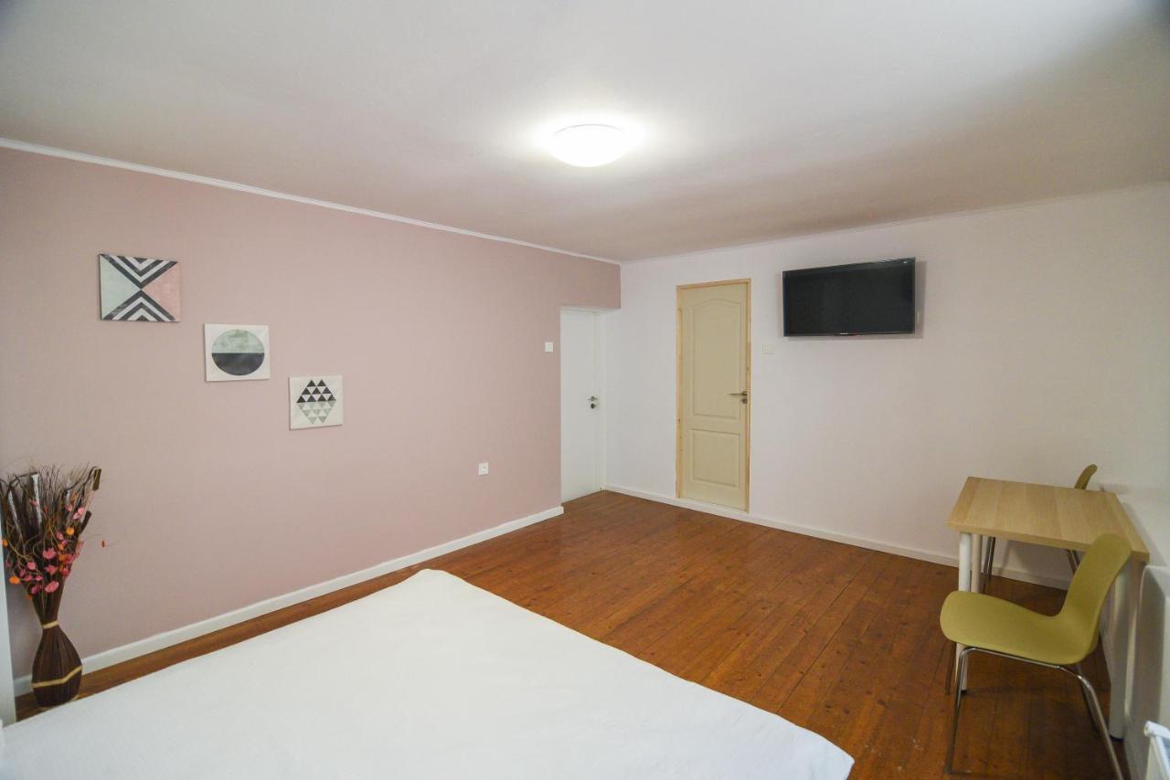 Transylvania Guest House Braşov Esterno foto