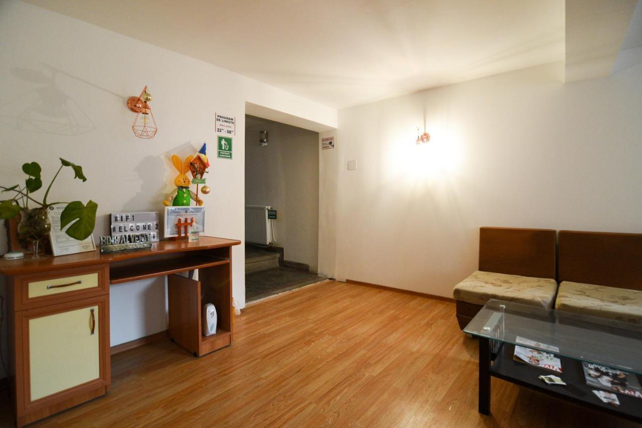 Transylvania Guest House Braşov Esterno foto